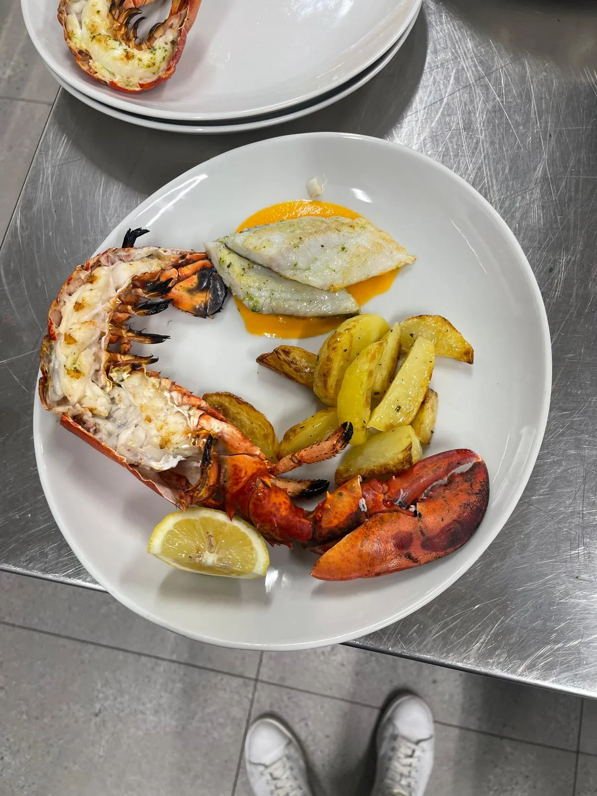 Astice alla griglia con patate Astice alla griglia con patate